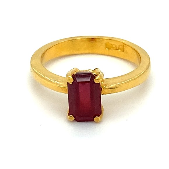 Winza Ruby 2.01ct Solid 22K Yellow Gold Ring - Picture 3 of 8